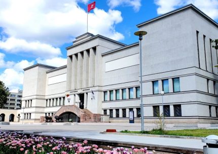 TARPUKARIO MODERNIZMO ARCHITEKTŪRA