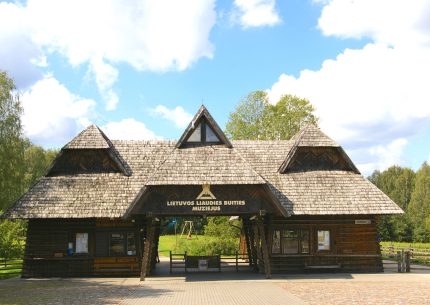 SENASIS KAUNAS IR LIETUVOS LIAUDIES BUITIES MUZIEJUS RUMŠIŠKĖSE